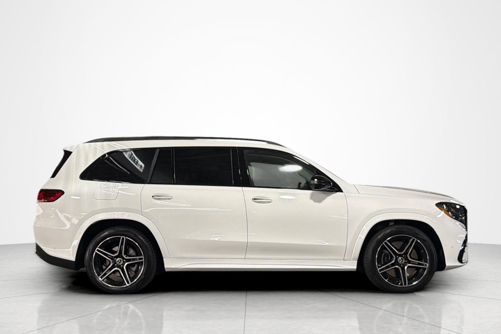 New 2027 Mercedes-Benz GLS 450 4MATIC image 6