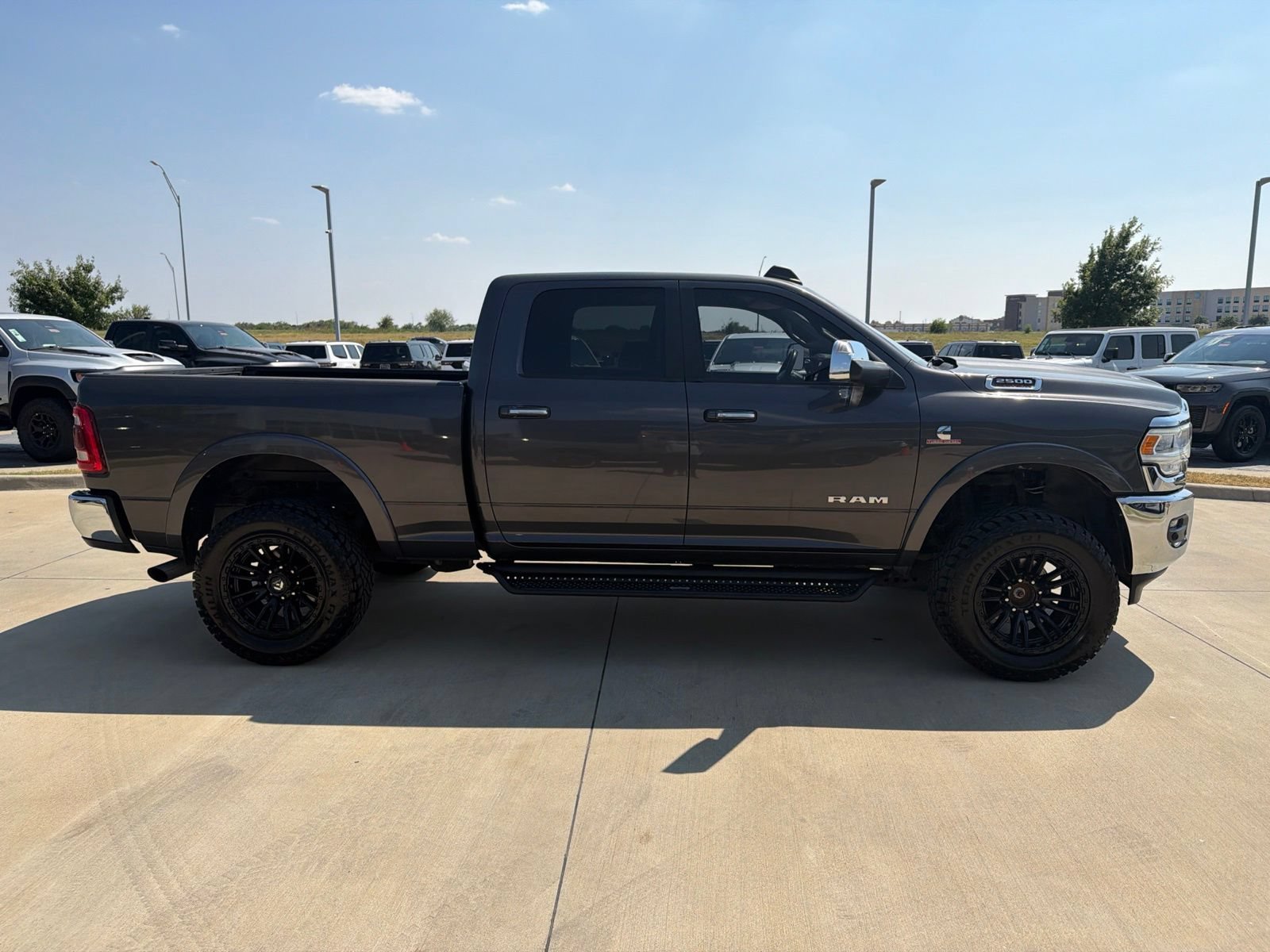 Used 2022 RAM 2500 Laramie AWD/4WD image 6
