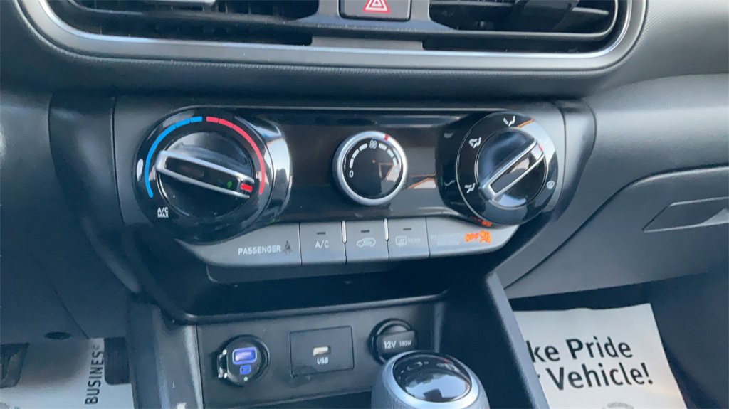 Used 2022 Hyundai Kona SEL image 22