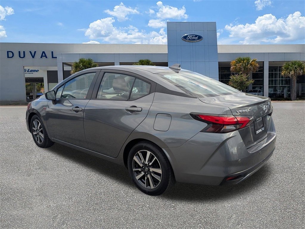 Used 2021 Nissan Versa SV image 6