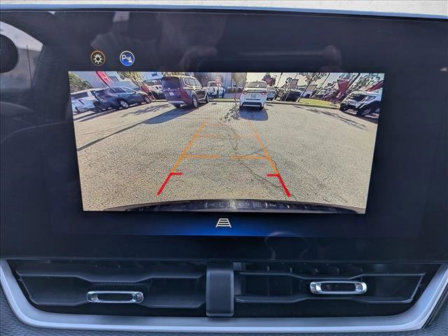 Used 2025 Chevrolet Equinox LT FWD image 14