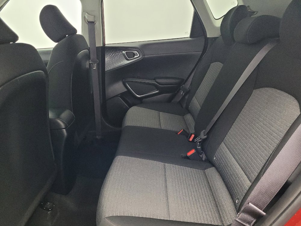 Used 2021 Kia Soul S image 18
