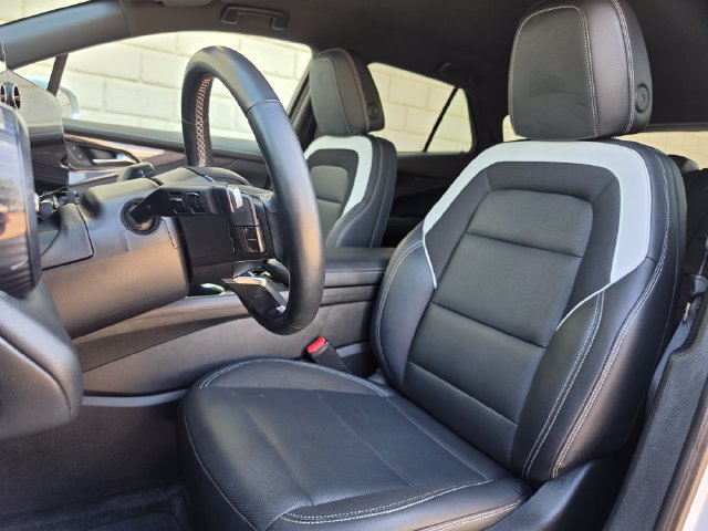 Used 2024 Chevrolet Blazer EV LT AWD/4WD image 30