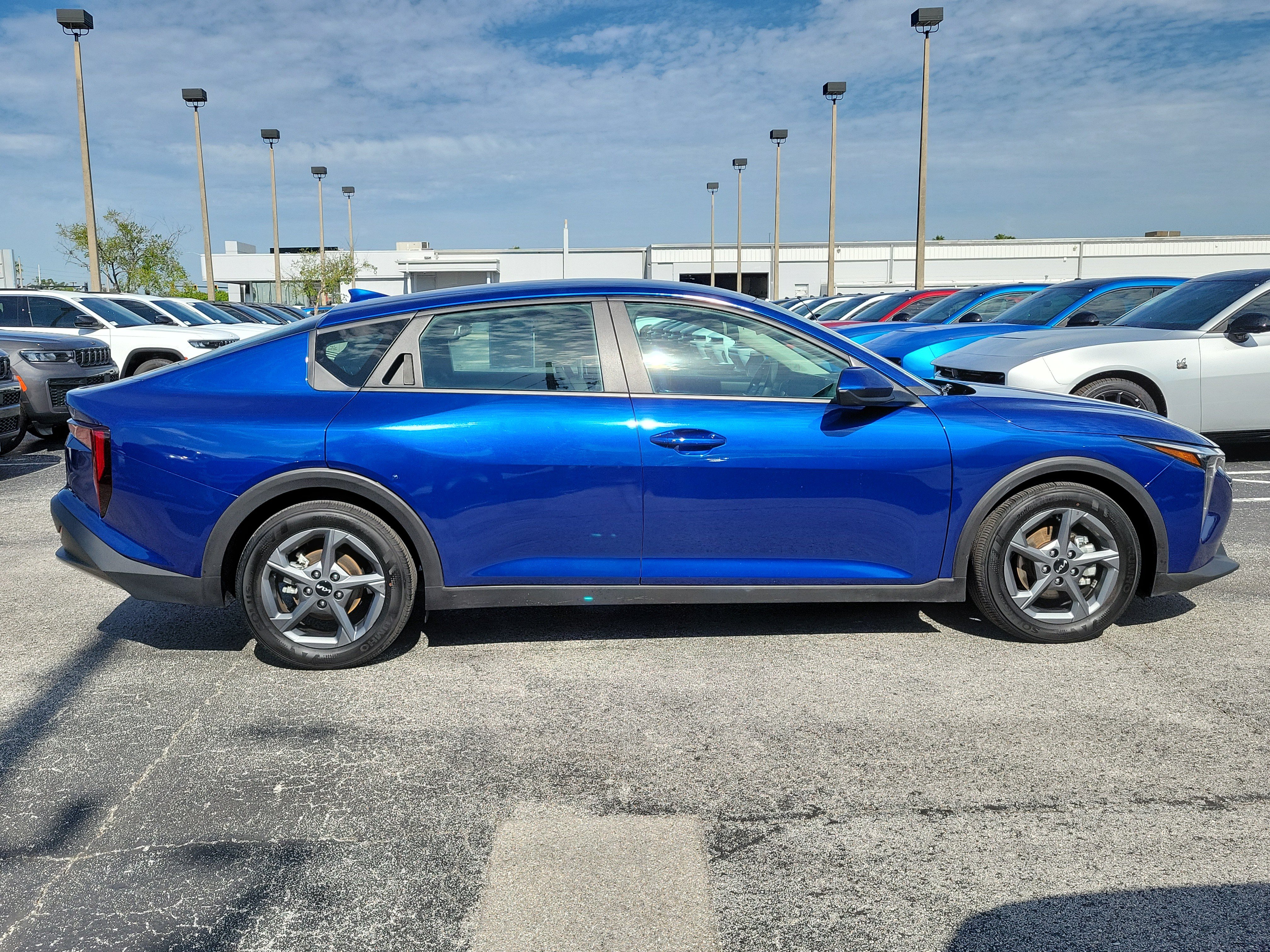 Used 2025 Kia K4 FWD image 8