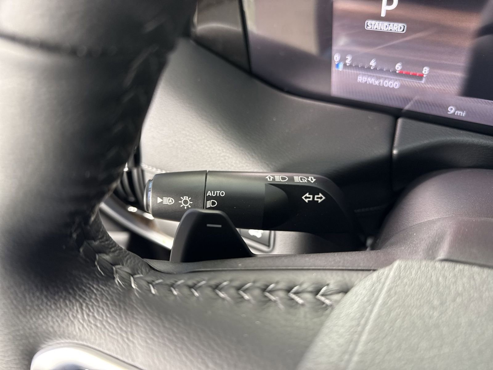 New 2026 Nissan Armada SL w/ Captain's Chari Seat Package image 16
