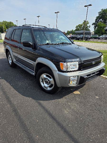 Used 2000 INFINITI QX4 4WD image 2