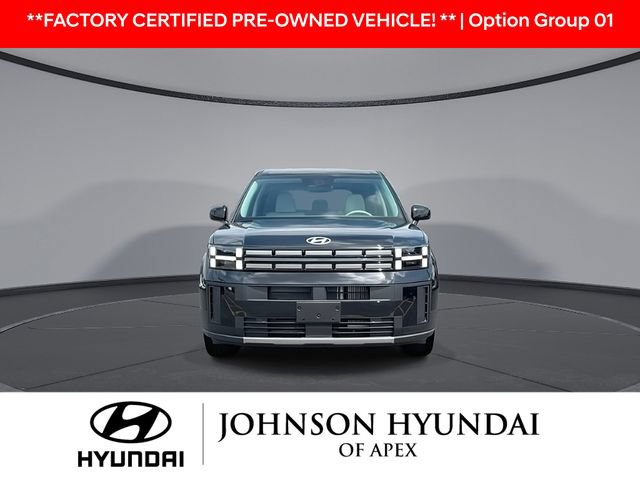 Used 2025 Hyundai Santa Fe SE AWD/4WD image 2
