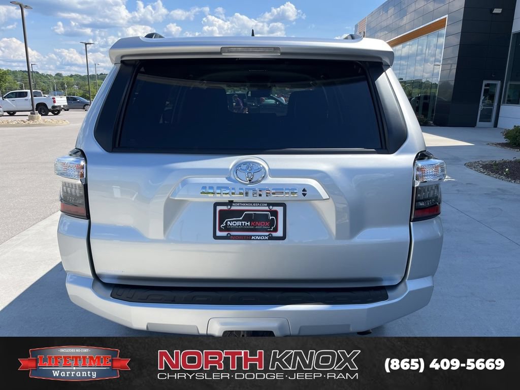 Used 2022 Toyota 4Runner SR5 Premium RWD image 18