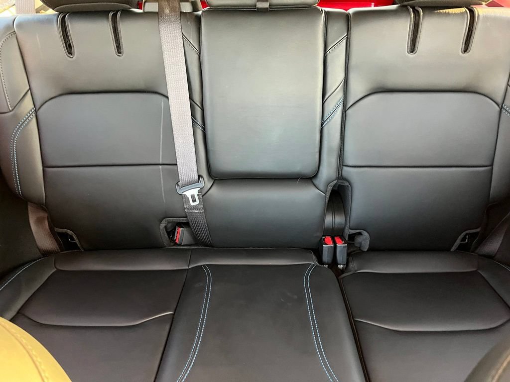 Used 2024 Jeep Wrangler Unlimited Rubicon 4xe AWD/4WD image 60