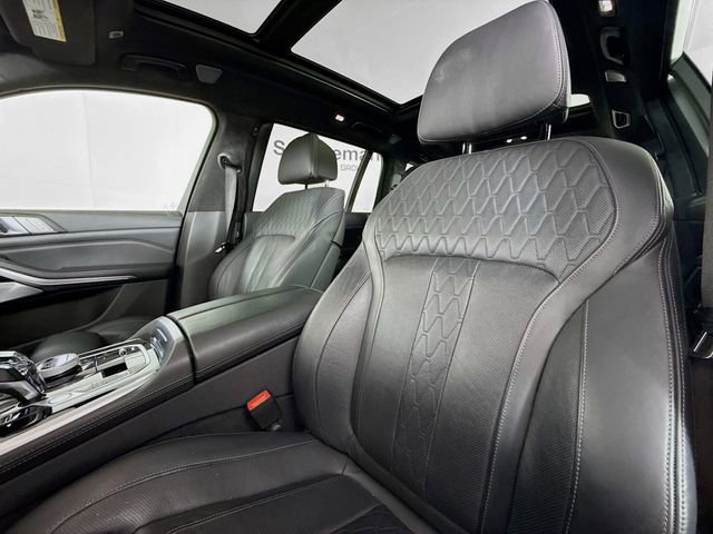 Used 2021 BMW ALPINA XB7 image 23
