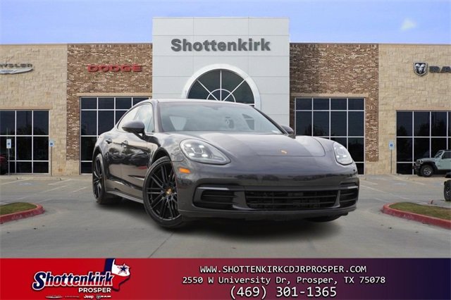 Used 2020 Porsche Panamera 4 image 1