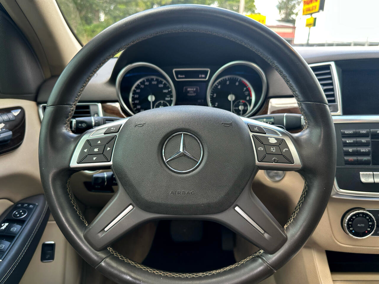 Used 2015 Mercedes-Benz ML 350 2WD image 17