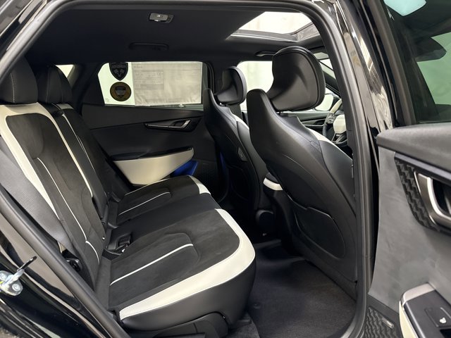 Used 2025 Kia EV6 GT-Line image 31