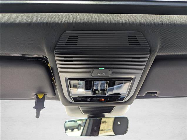 New 2026 Volkswagen Tiguan SE R-Line FWD image 19