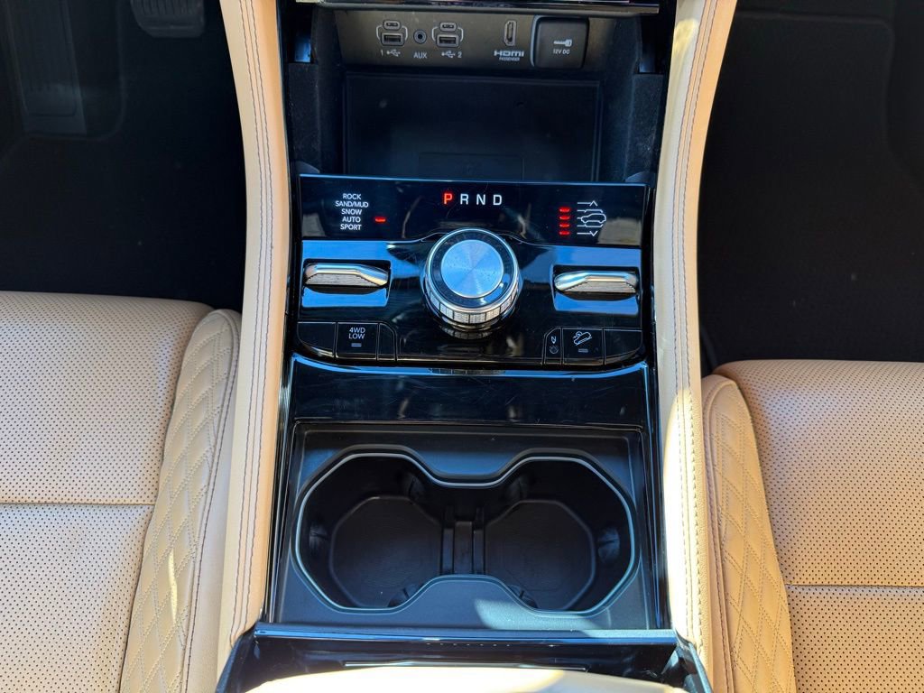 Used 2022 Jeep Grand Cherokee Summit image 35