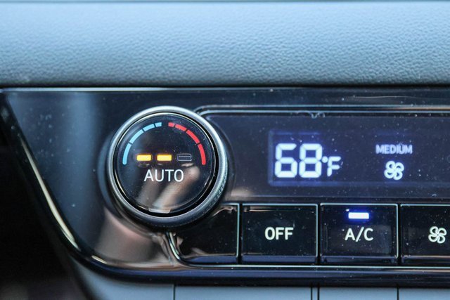 New 2026 Hyundai Elantra Sport image 18