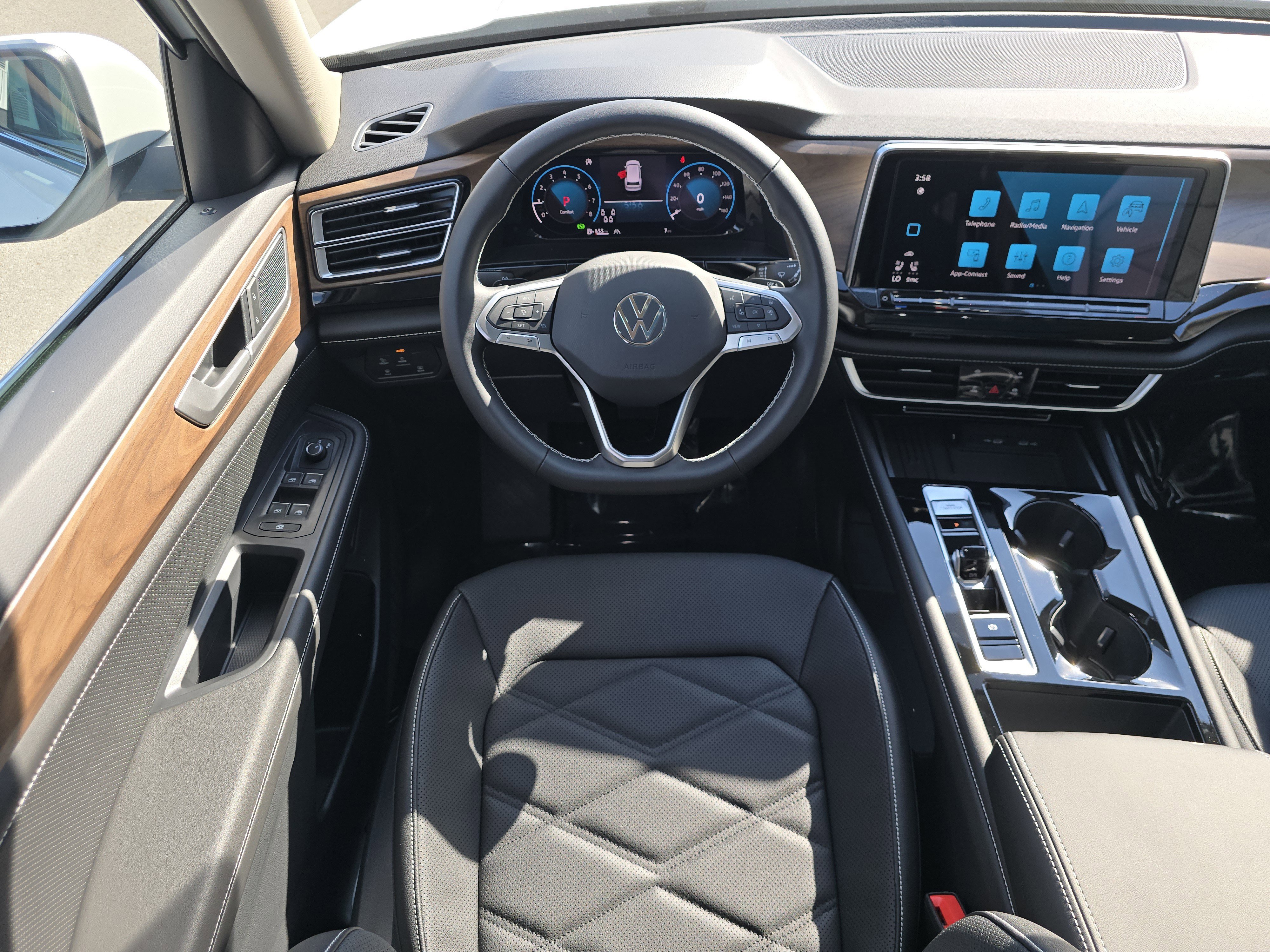 New 2026 Volkswagen Atlas SE image 21
