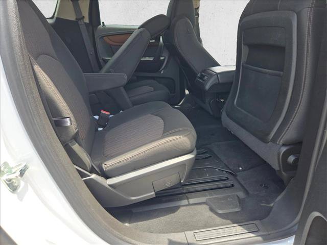 Used 2016 Chevrolet Traverse LT FWD image 20