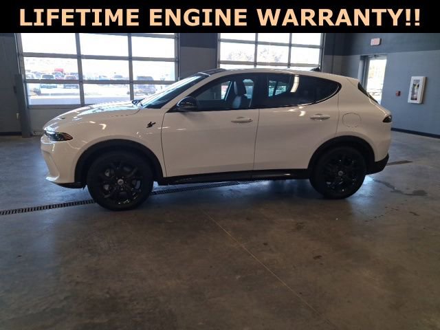 Used 2024 Dodge Hornet R/T Plus w/ R/T Blacktop Package image 5