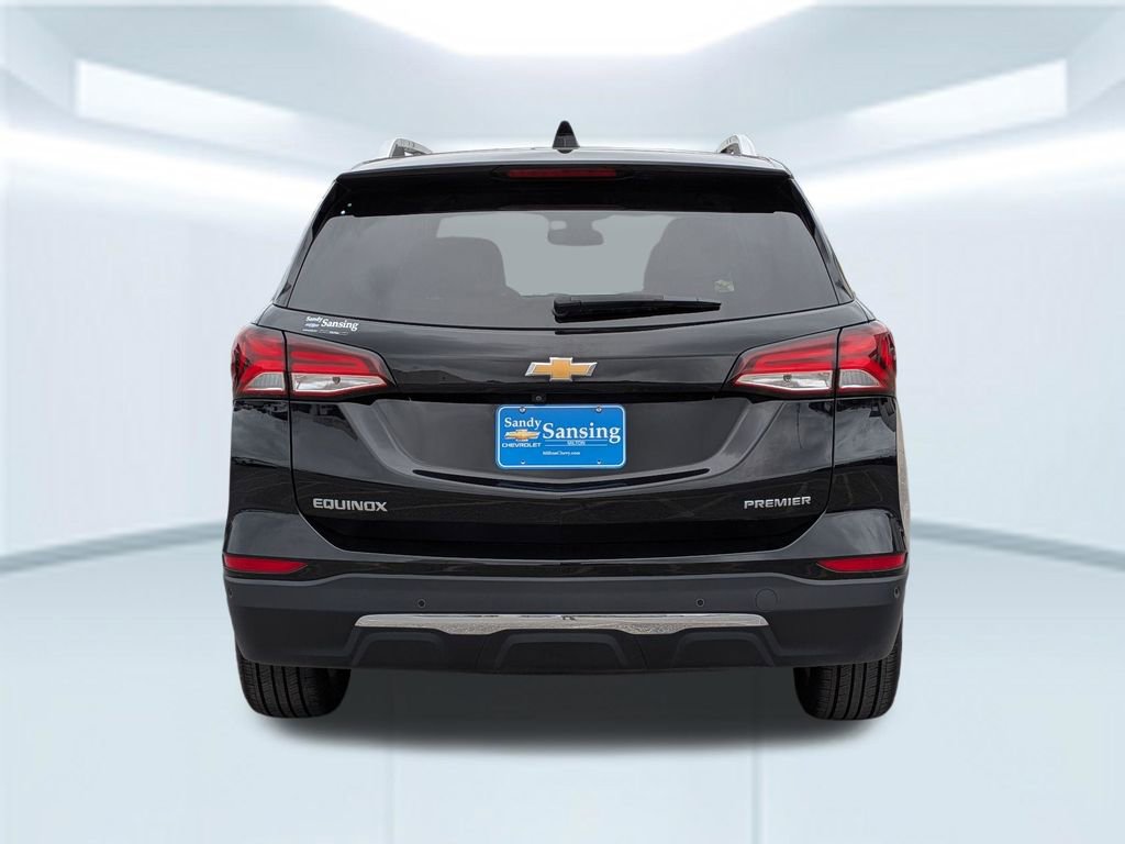 Used 2024 Chevrolet Equinox Premier FWD image 5