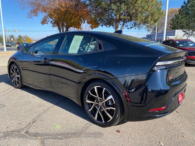 Used 2023 Toyota Prius Prime Premium image 3