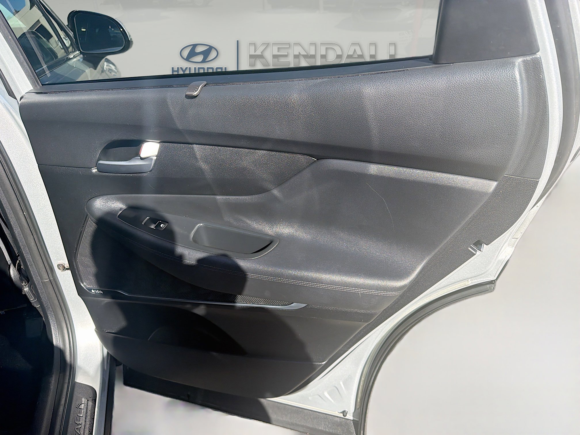 Used 2019 Hyundai Santa Fe SEL image 28