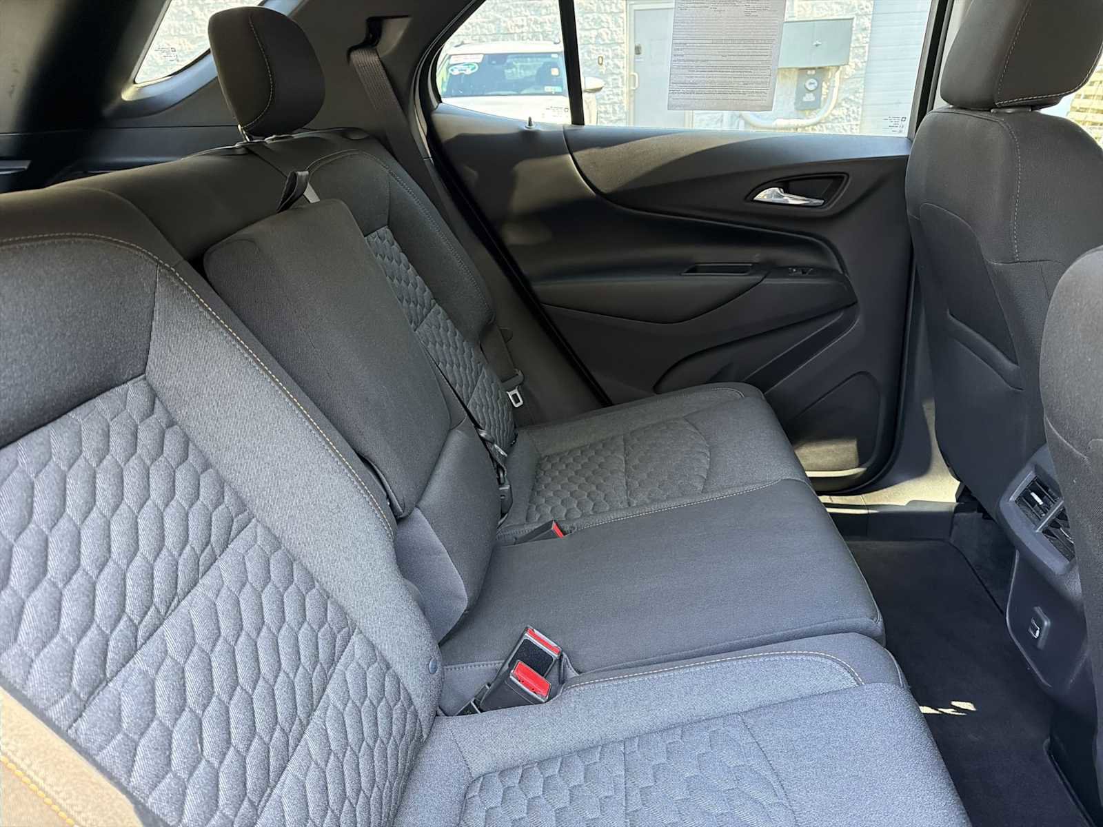 Used 2019 Chevrolet Equinox LT image 25