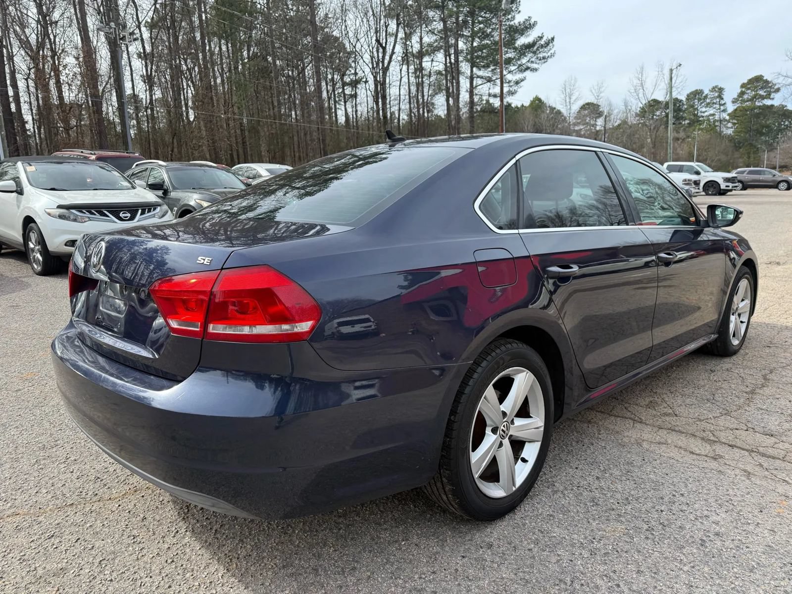 Used 2012 Volkswagen Passat 2.5 SE FWD image 6