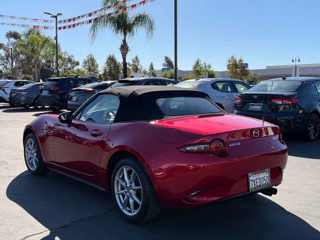 Used 2016 MAZDA MX-5 Miata Sport RWD image 7