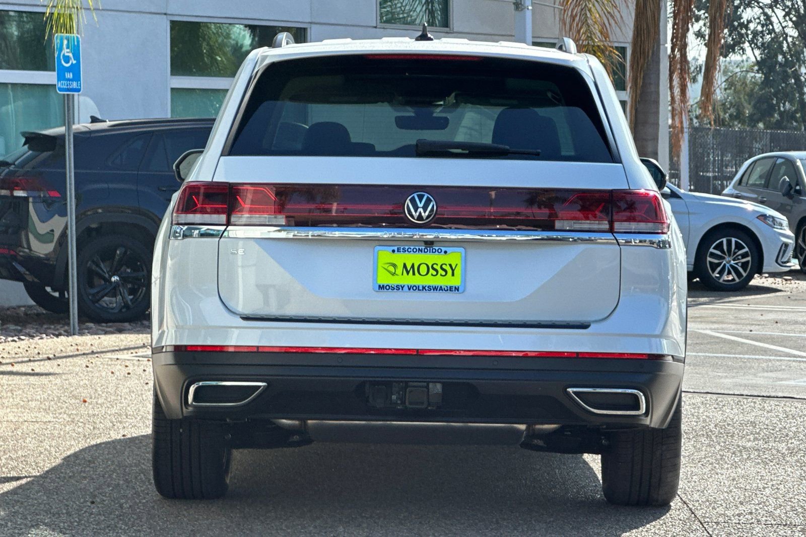 New 2026 Volkswagen Atlas SE image 5