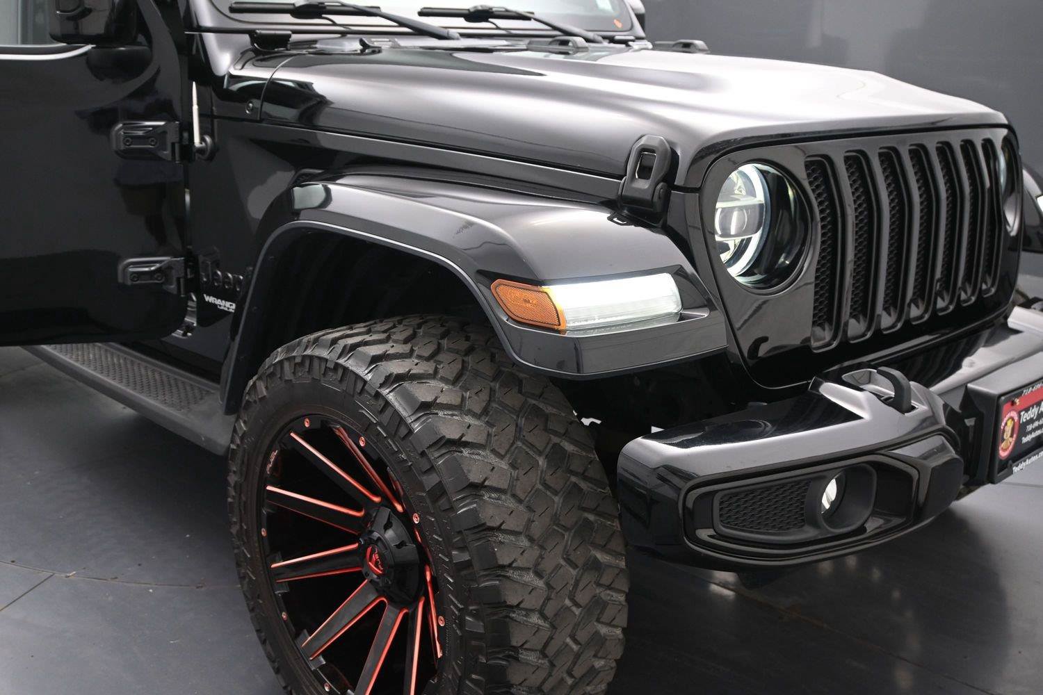Used 2021 Jeep Wrangler Unlimited Sahara AWD/4WD image 15