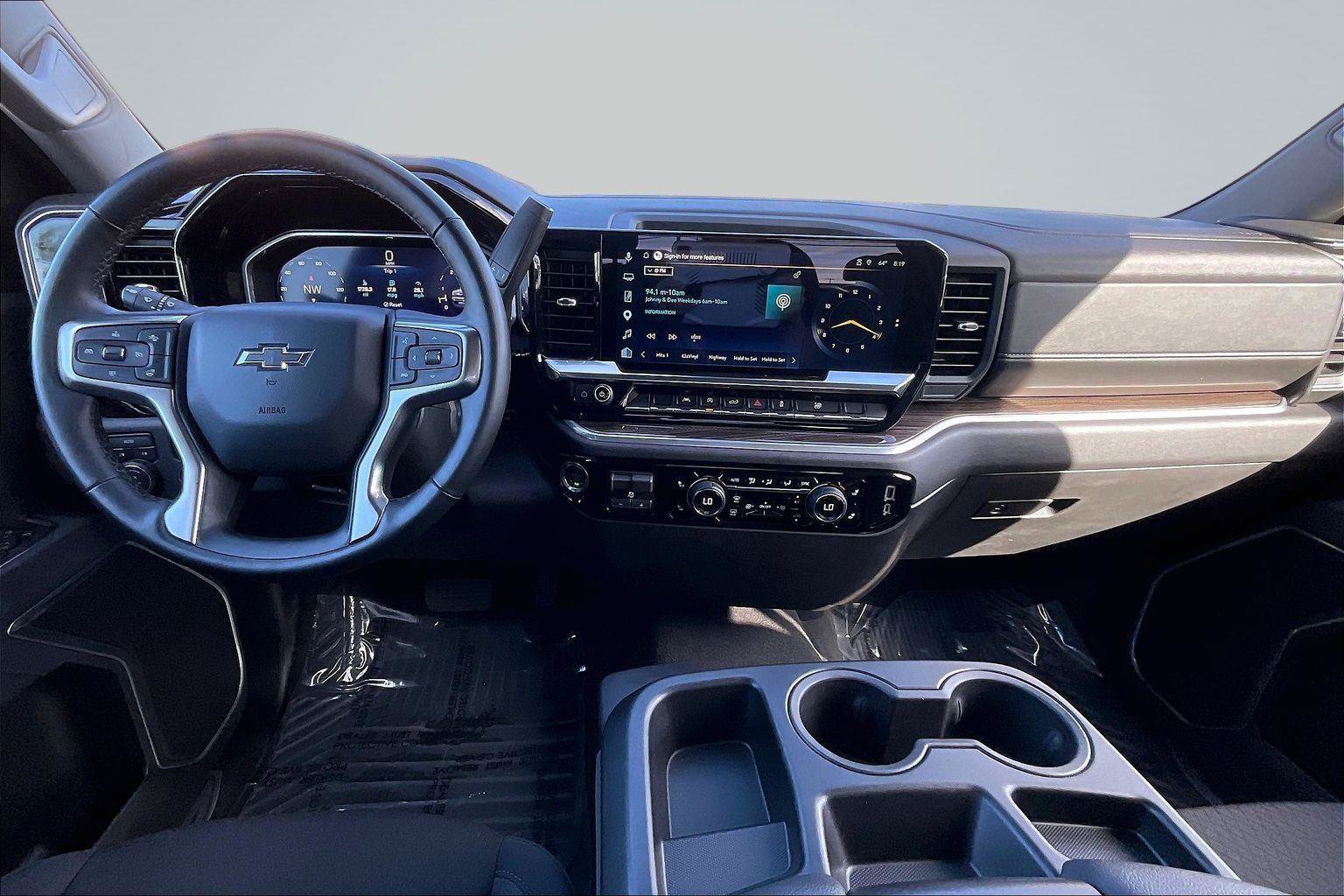 Used 2026 Chevrolet Silverado 1500 RST AWD/4WD image 38