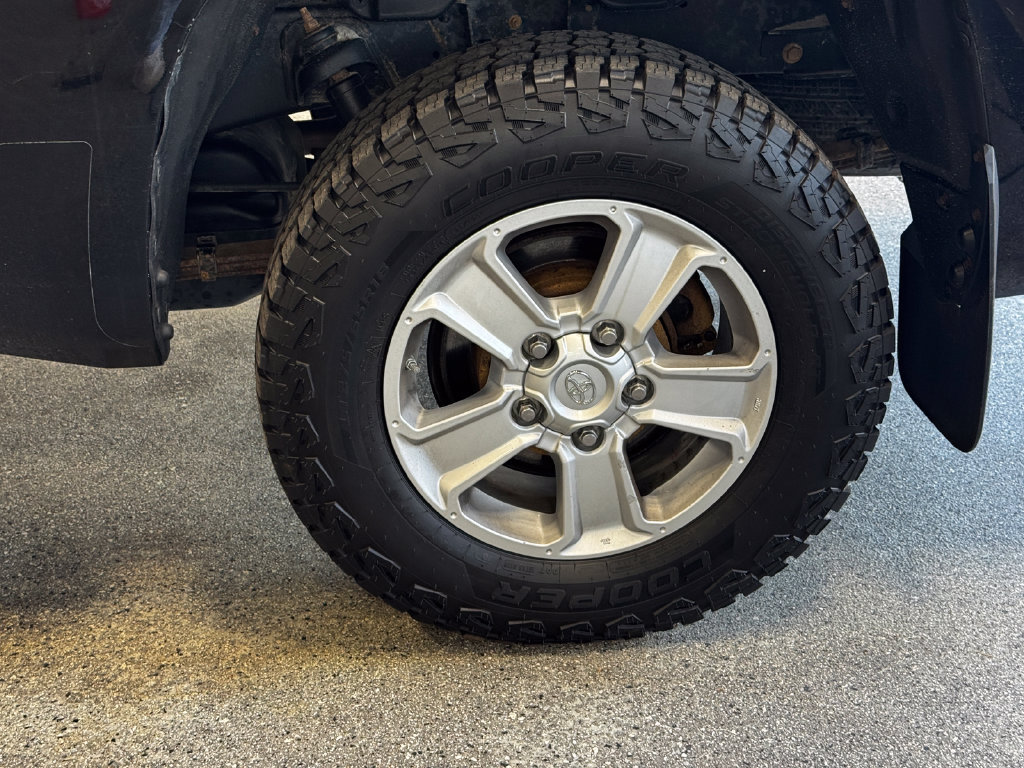 Used 2021 Toyota Tundra SR5 AWD/4WD image 26