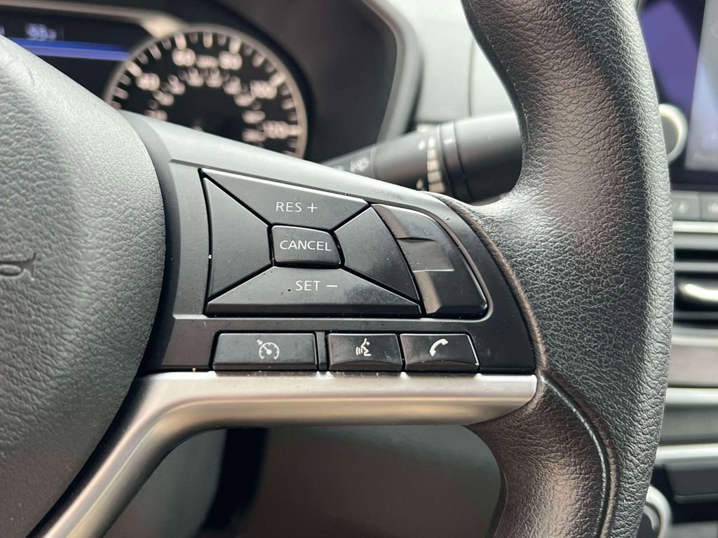 Used 2024 Nissan Altima 2.5 SV image 21