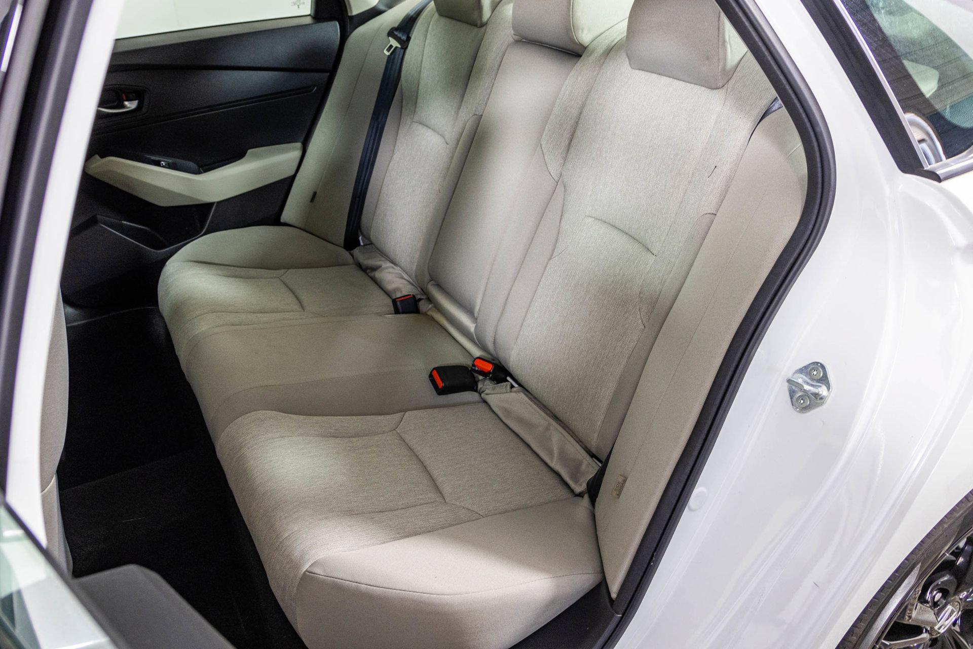 Used 2025 Honda Accord SE image 36