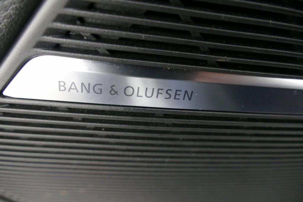 Used 2023 Audi SQ8 Prestige image 13