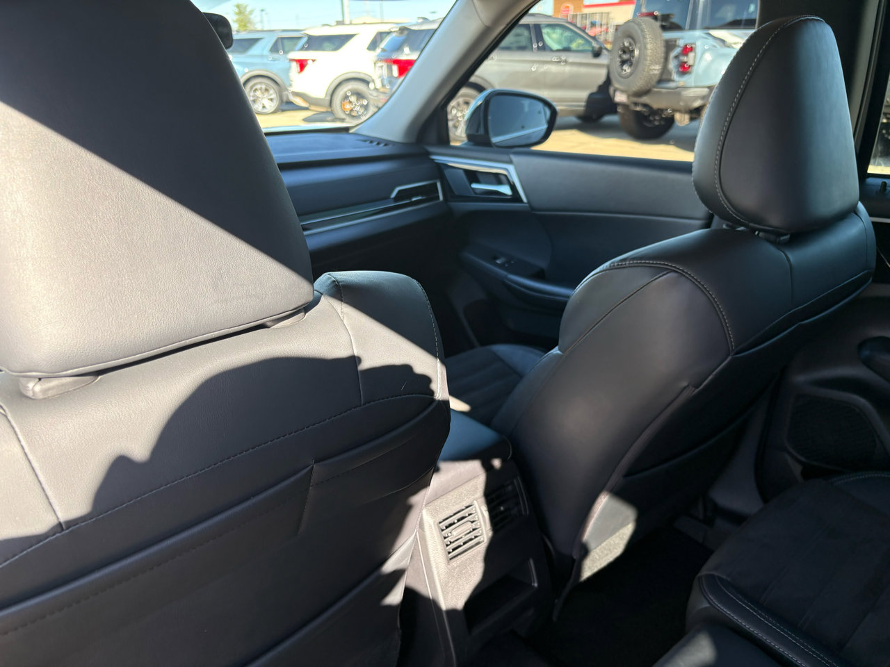 Used 2022 Mitsubishi Outlander SE image 33