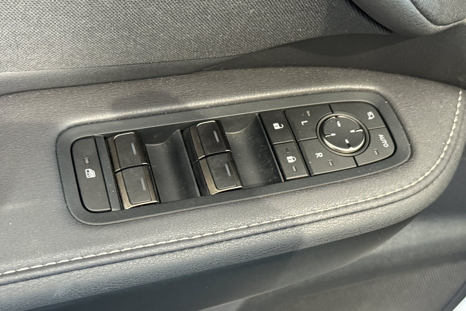 Certified 2026 Lexus TX 550h AWD Plug-In Hybrid w/ Technology Package image 13