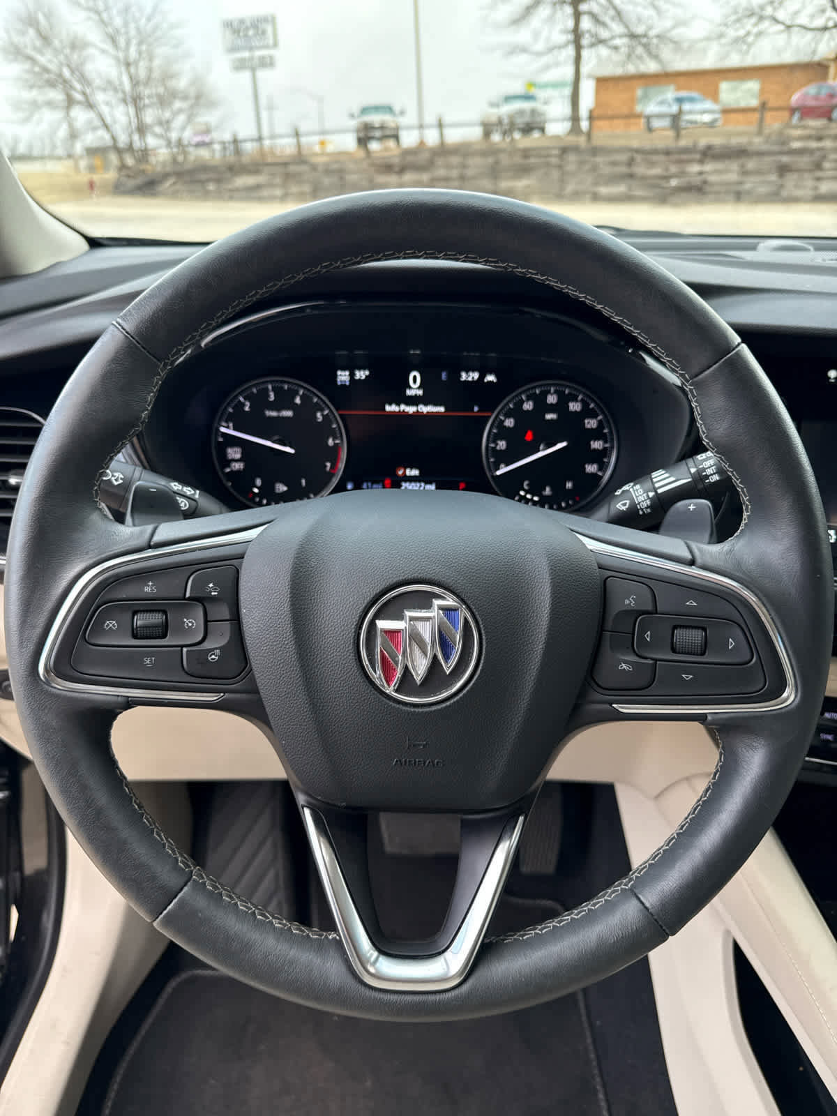 Used 2023 Buick Envision Essence image 16