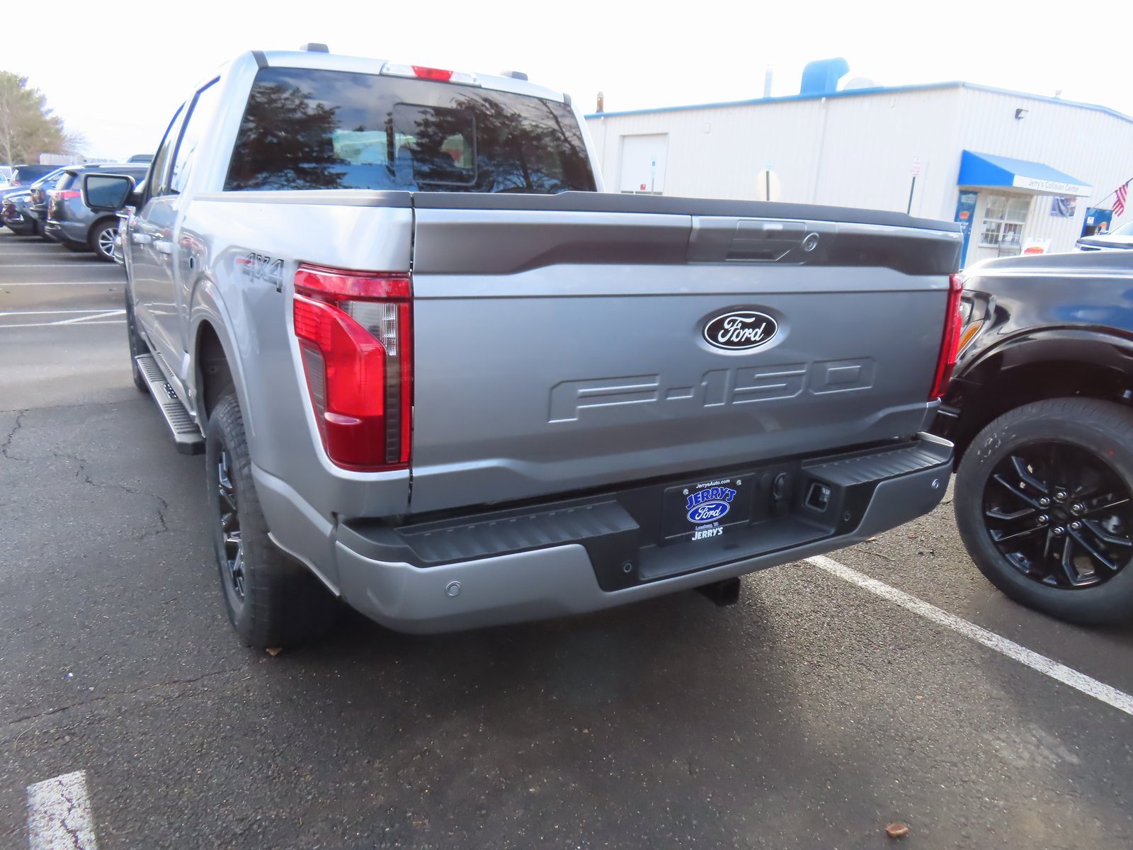 New 2025 Ford F150 XLT w/ Equipment Group 302A MID image 6