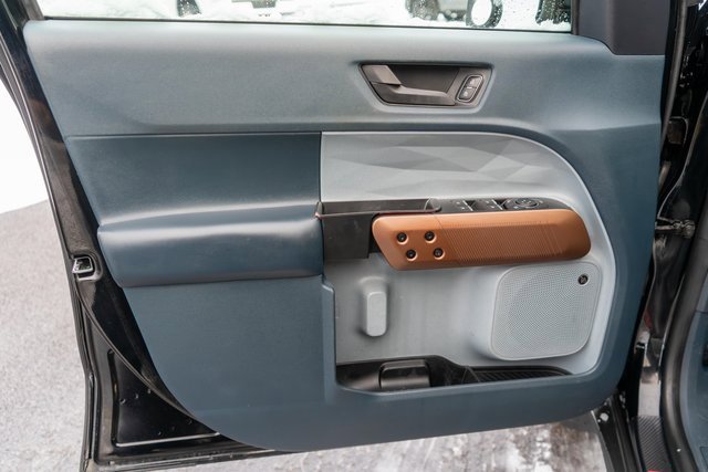 Used 2022 Ford Maverick Lariat w/ Lariat Luxury Package image 17