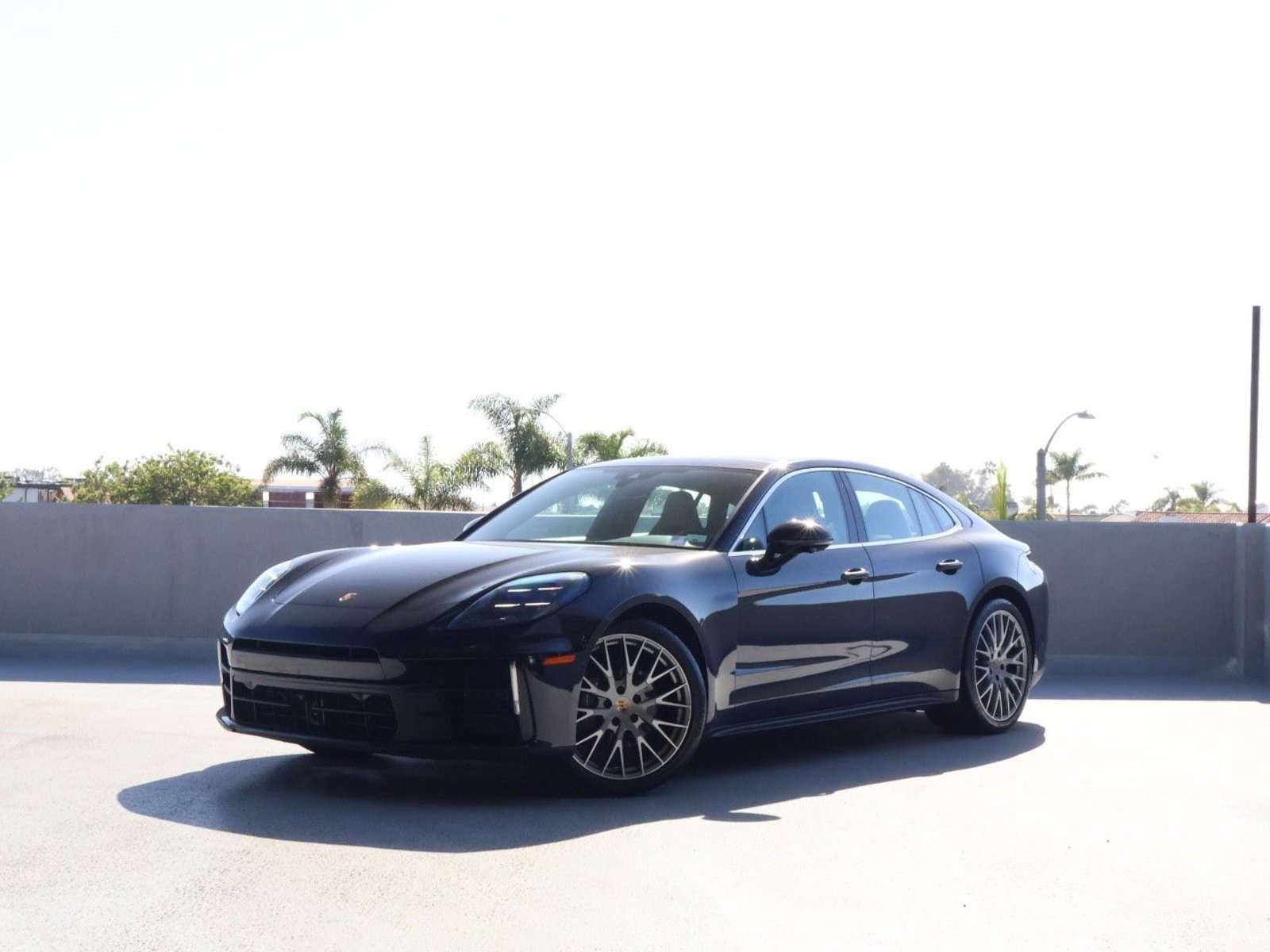 Certified 2024 Porsche Panamera w/ Premium Package RWD image 1
