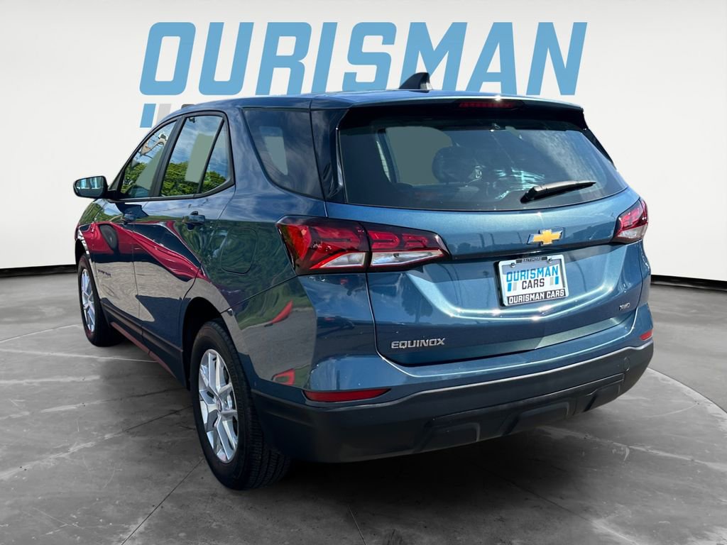 Used 2024 Chevrolet Equinox LS AWD/4WD image 4