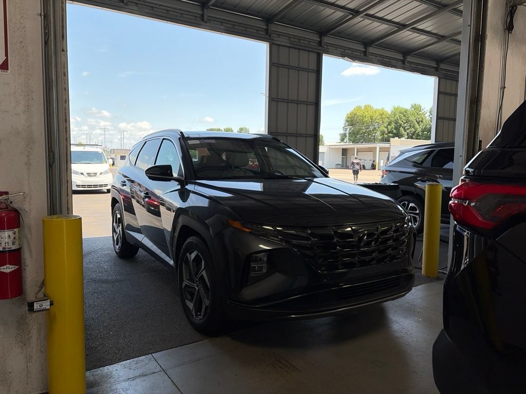 Used 2022 Hyundai Tucson Limited FWD image 1