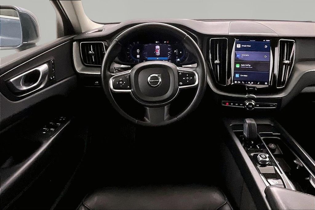 Used 2023 Volvo XC60 B5 Core AWD/4WD image 8