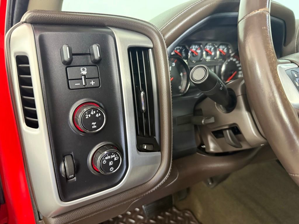 Used 2016 GMC Sierra 2500 SLT w/ Duramax Plus Package image 28