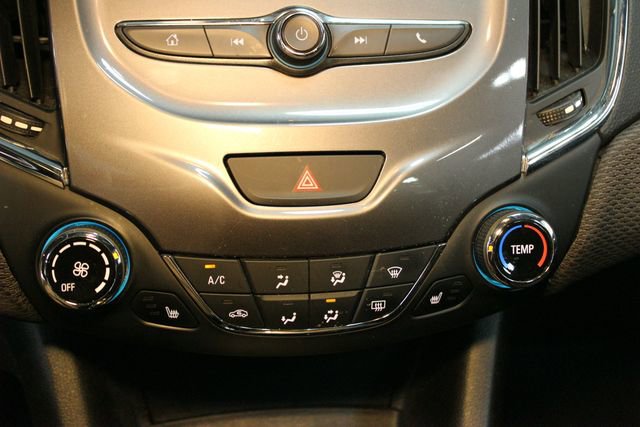 Used 2018 Chevrolet Cruze LT w/ RS Package FWD image 25