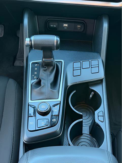 Used 2023 Kia Sportage LX image 12