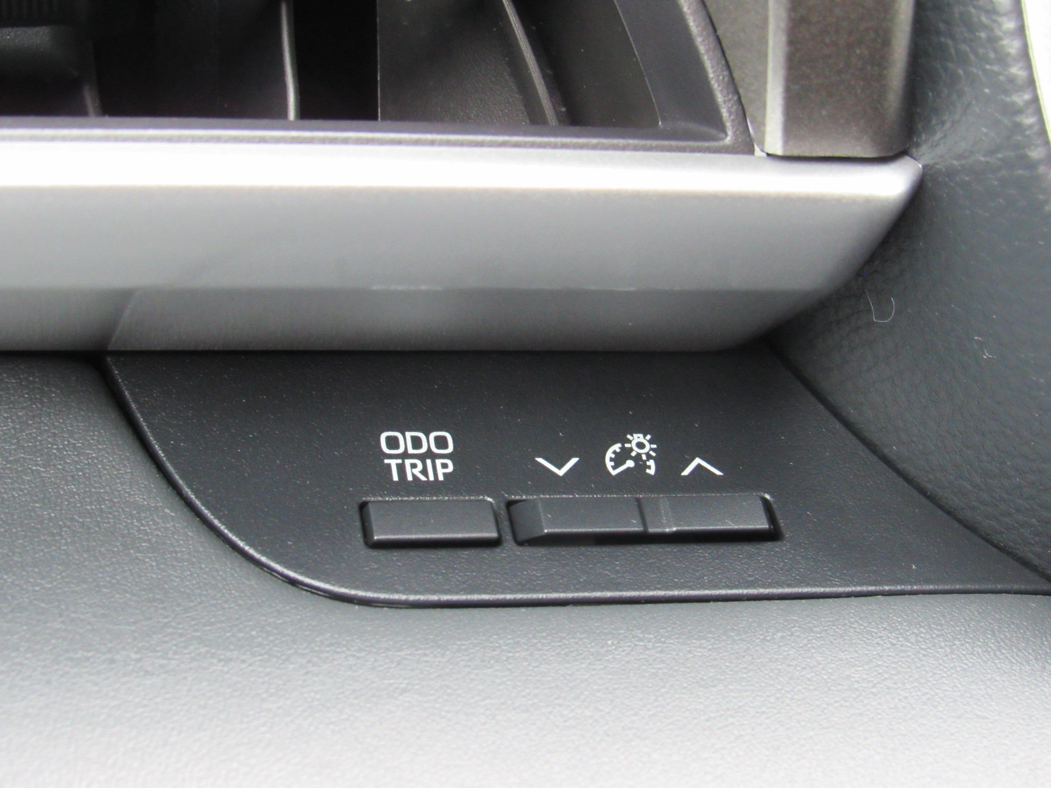 Used 2022 Toyota Highlander XLE AWD/4WD image 15