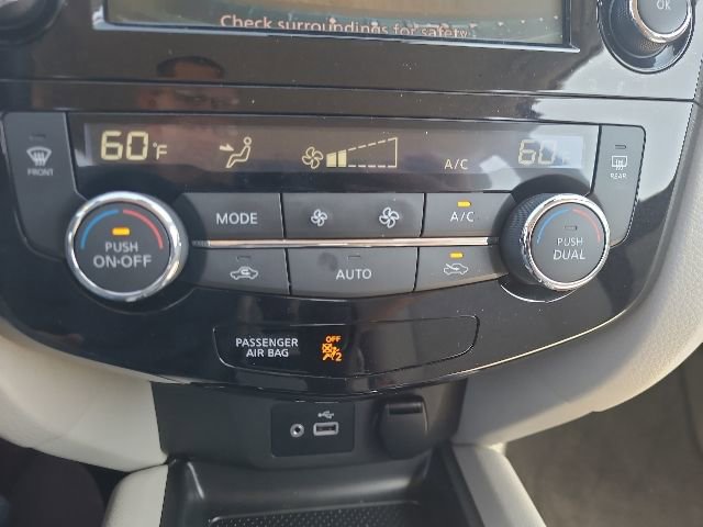Certified 2022 Nissan Rogue Sport SV FWD image 18